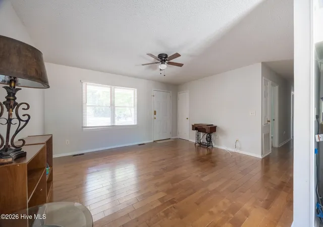 Photo 4 of Single family home for sale at 200 Sandhills Cir, Pinehurst, NC 28374 | MLS# 100576148 | Listing updated on 2026-08-18