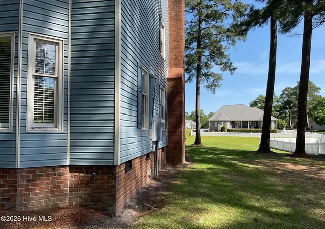 2nd image of 3028 Fox Run Cir, Kinston, NC 28504 | MLS# 100572510