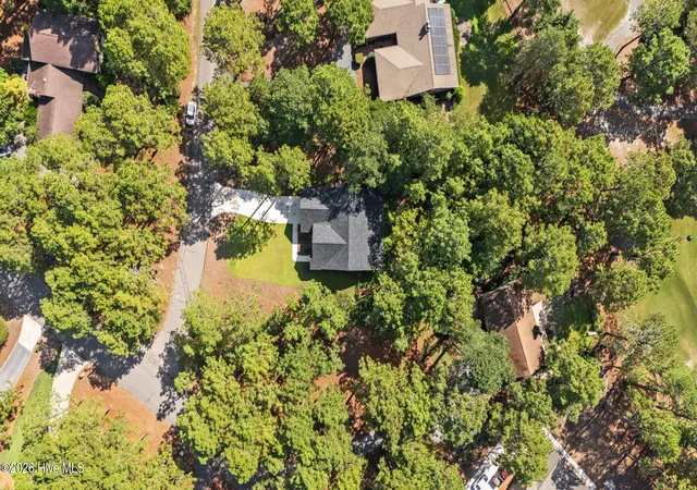 Homes for sale in Seven Lakes, NC | 102 Dartmoor Ln, Seven Lakes, NC 27376 | MLS# 100579282