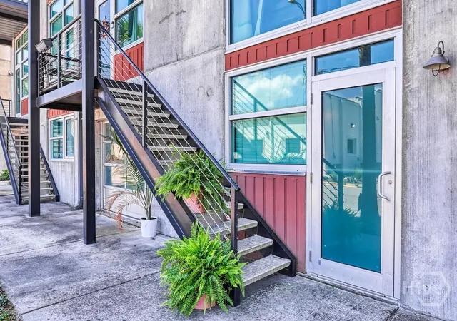 Photo 1 of Condo for sale at 555 Berrien St #B, Savannah, GA 31401 | MLS# SA359029 | Listing updated on 2026-07-28