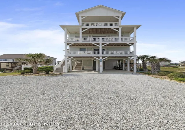 Homes for sale in N Topsail Beach, NC | 291 Topsail Rd, N Topsail Beach, NC 28460 | MLS# 100553313