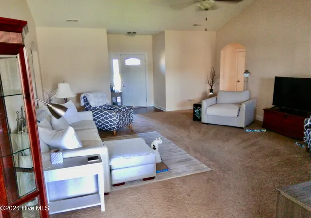 2nd image of 204 Messenger Ct, Jacksonville, NC 28546 | MLS# 100587298
