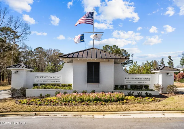 Photo 3 of Single family home for sale at 113 Holly Berry Ct, Wilmington, NC 28401 | MLS# 100590324 | Listing updated on 2026-08-18