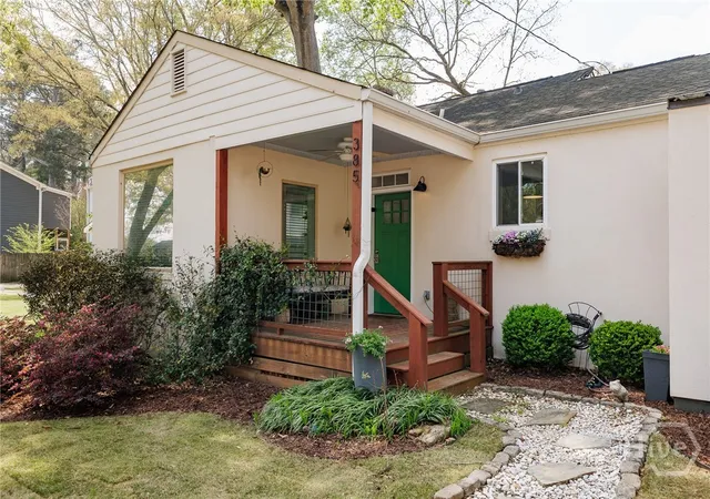 Homes for sale in Athens, GA | 385 Best Dr, Athens, GA 30606 | MLS# CL351673