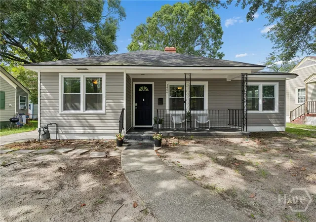 Photo 1 of Single family home for sale at 1406 E 34th Street, Savannah, GA 31404 | MLS# SA360925 | Listing updated on 2026-09-02