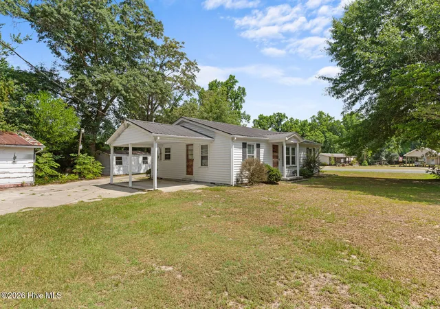 Homes for sale in Pink Hill, NC | 3332 Kinsey Heath Ln, Pink Hill, NC 28572 | MLS# 100586331