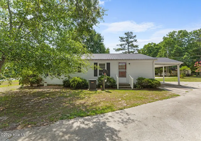 Homes for sale in Pink Hill, NC | 3332 Kinsey Heath Ln, Pink Hill, NC 28572 | MLS# 100586331