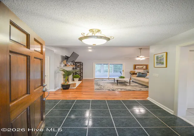 Photo 3 of Single family home for sale at 6 Spruce Ln, Pinehurst, NC 28374 | MLS# 100568397 | Listing updated on 2026-09-04