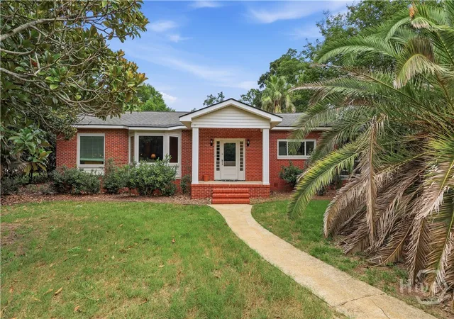 Photo 1 of Single family home for sale at 8818 Whitefield Ave, Savannah, GA 31406 | MLS# SA361616 | Listing updated on 2026-08-14