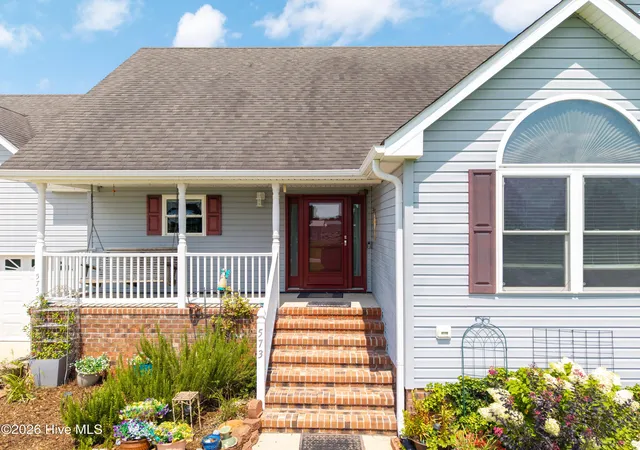 Photo 3 of Single family home for sale at 573 Snowden Rd, Moyock, NC 27958 | MLS# 100591943 | Listing updated on 2026-10-07