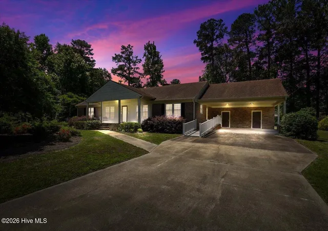 Photo 2 of Single family home for sale at 221 Pinewood Cir, Goldsboro, NC 27534 | MLS# 100575753 | Listing updated on 2026-08-18