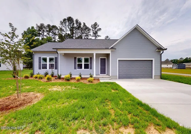 Photo 1 of Single family home for sale at 204 Grace's Farm Rd, La Grange, NC 28551 | MLS# 100595744 | Listing updated on 2026-08-18