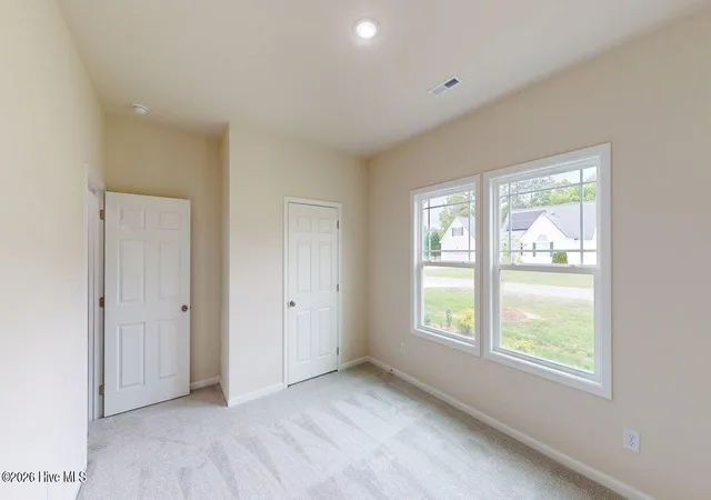 Photo 3 of Single family home for sale at 204 Grace's Farm Rd, La Grange, NC 28551 | MLS# 100595744 | Listing updated on 2026-08-18