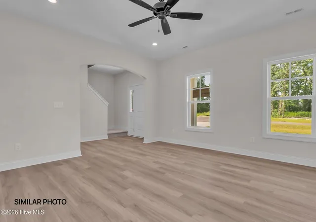 Photo 4 of Single family home for sale at 526 Ronnie Thompson Pl #35, Richlands, NC 28574 | MLS# 100591881 | Listing updated on 2026-09-22
