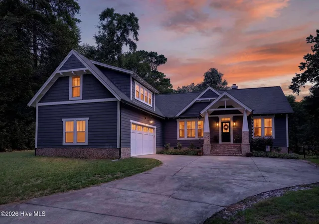 Photo 1 of Single family home for sale at 1723 Newkirk Rd, Wilmington, NC 28409 | MLS# 100596263 | Listing updated on 2026-09-16
