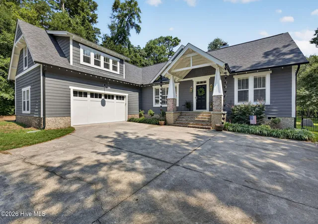 Photo 4 of Single family home for sale at 1723 Newkirk Rd, Wilmington, NC 28409 | MLS# 100596263 | Listing updated on 2026-09-16