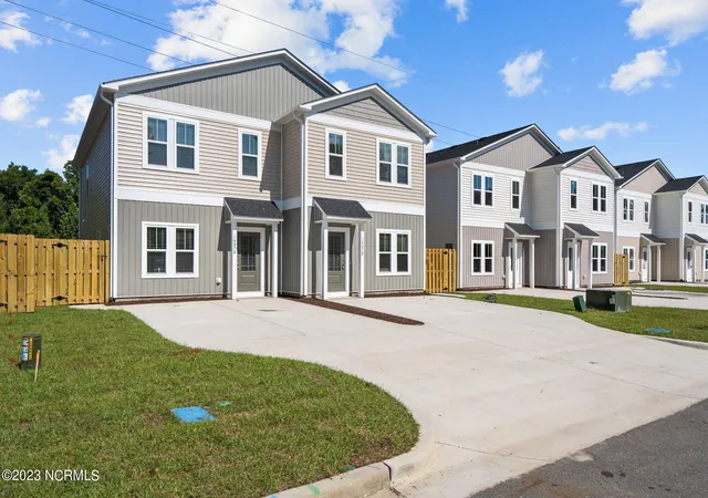 3rd image of 1411 Corbett St #A&B, Wilmington, NC 28401 | MLS# 100578967
