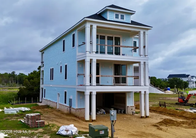 Photo 3 of Single family home for sale at 102 Marshland Cir, Newport, NC 28570 | MLS# 100582646 | Listing updated on 2026-08-18
