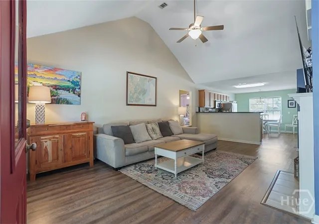 2nd image of 162 Burton Rd, Savannah, GA 31405 | MLS# SA353791