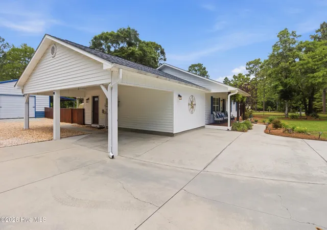 Photo 3 of Single family home for sale at 245 Barrington Ridge, Newport, NC 28570 | MLS# 100578961 | Listing updated on 2026-09-26