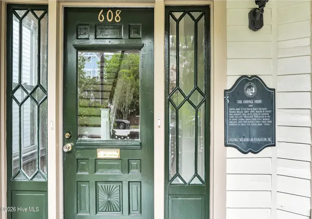 Listing Photo 5 - Condo for sale in building located at 608 Orange St, Wilmington, NC 28401