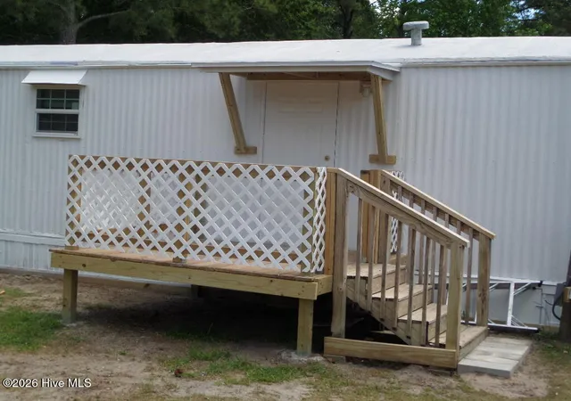 4th image of 2408 Moore Ave, New Bern, NC 28562 | MLS# 100572087