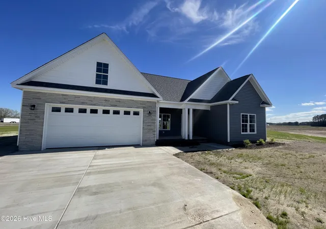 Homes for sale in Farmville, NC | 2753 Whitaker Glen Dr, Farmville, NC 27828 | MLS# 100562715