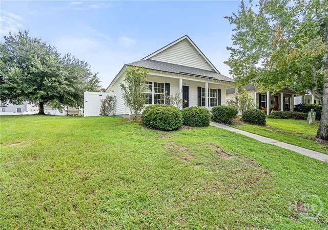 Photo 2 of Single family home for sale at 102 Verde Bnd, Savannah, GA 31419 | MLS# SA363528 | Listing updated on 2026-08-31