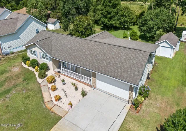 Homes for sale in Southport, NC | 211 S Shore Dr, Southport, NC 28461 | MLS# 100582818