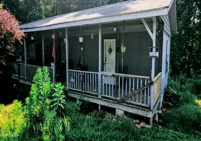 Single family home for sale at 93 Sunrise St, Murphy, NC 28906 | MLS# 100585295