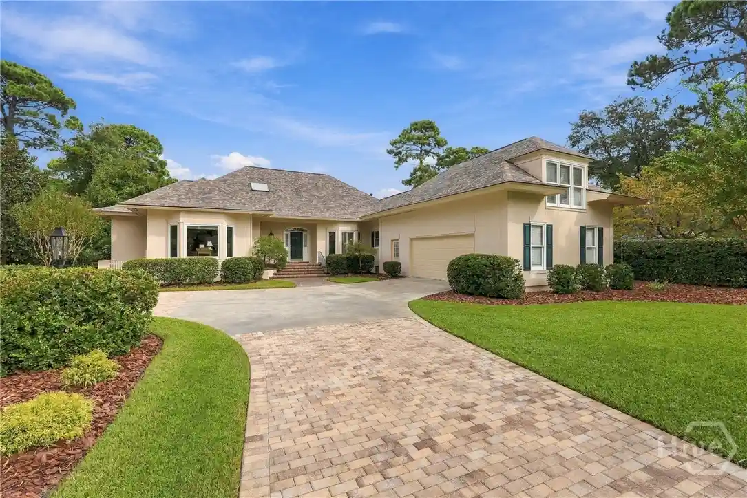 Photo 1 of Single family home for sale at 9 Sparkleberry Ln, Savannah, GA 31411 | MLS# SA366015 | Listing updated on 2026-10-21