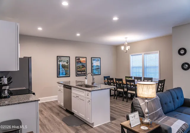 Photo 5 of House for sale at 887 Ducks Landing, Aberdeen, NC 28315 | MLS# 100595581 | Listing updated on 2026-08-18