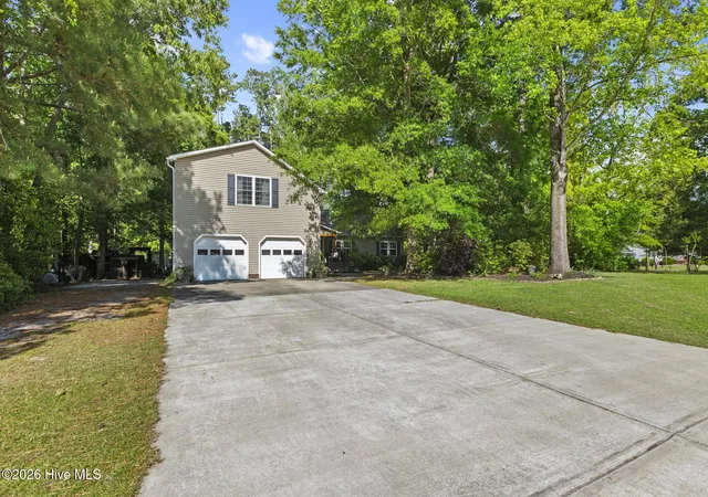 Photo 3 of Manufactured home for sale at 346 Knollwood Dr, Hampstead, NC 28443 | MLS# 100569223 | Listing updated on 2026-09-02