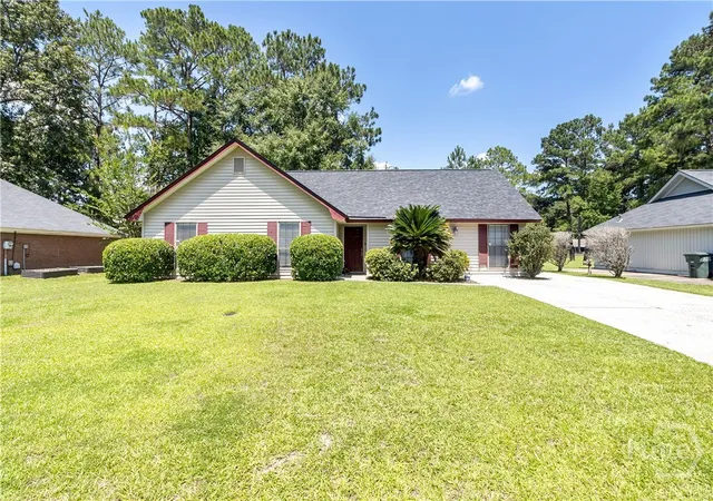 3rd image of 8 Bitterroot Ln, Savannah, GA 31419 | MLS# SA359983