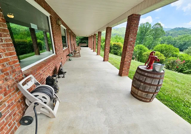 Photo 3 of Single family home for sale at 45 Sulpher Ln, Andrews, NC 28901 | MLS# 98544611 | Listing updated on 2026-08-18