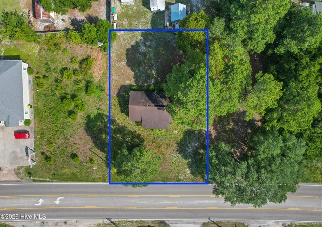 Photo 3 of Manufactured home for sale at 7232 Beach Dr SW, Ocean Isle Beach, NC 28469 | MLS# 100600126 | Listing updated on 2026-09-18