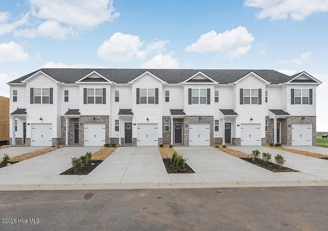 Photo 1 of Townhouse for sale at 1296 Bent Water Cir, Grovetown, GA 30813 | MLS# 100590303 | Listing updated on 2026-09-08