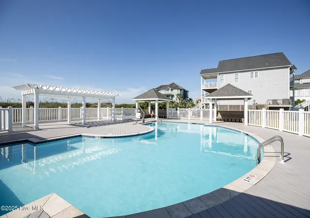 24th image of 438 Hampton Colony Cir, N Topsail Beach, NC 28460 | MLS# 100520900