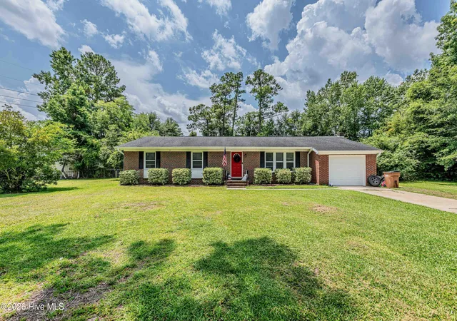 Homes for sale in Jacksonville, NC | 32 Chapman Ct, Jacksonville, NC 28540 | MLS# 100587687