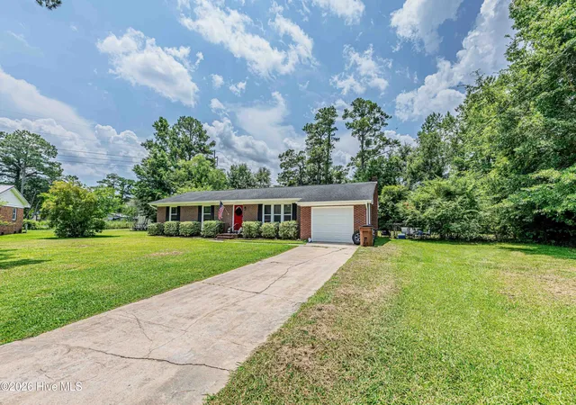 Homes for sale in Jacksonville, NC | 32 Chapman Ct, Jacksonville, NC 28540 | MLS# 100587687