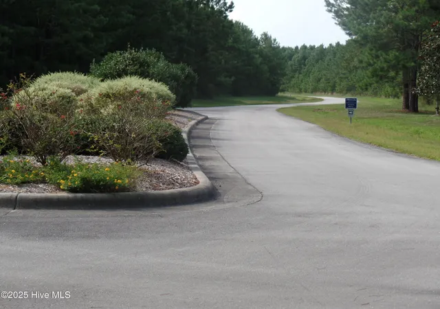 3rd image of 127 Garbacon Dr, Beaufort, NC 28516 | MLS# 100536035