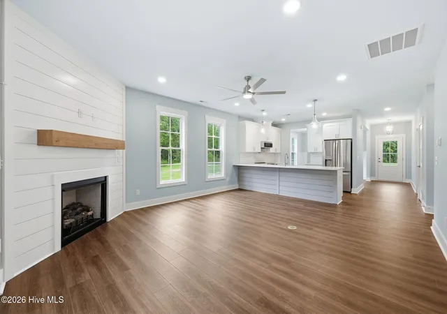 Photo 3 of Single family home for sale at 26 Paddington Way, Trent Woods, NC 28562 | MLS# 100585407 | Listing updated on 2026-08-18