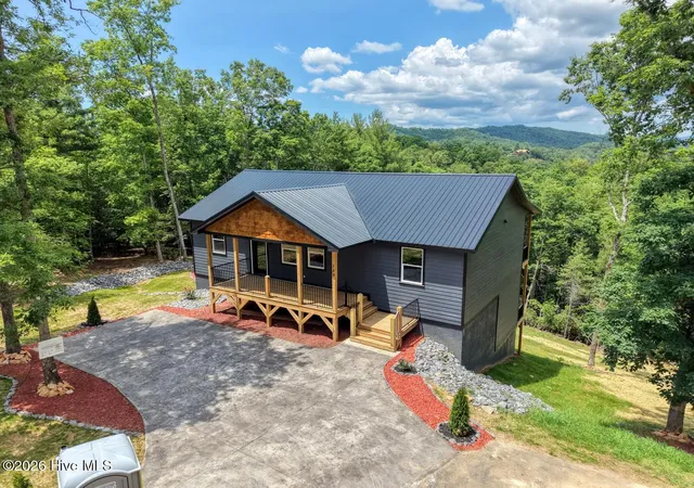 Photo 1 of Single family home for sale at 140 Short Oak Run, Murphy, NC 28906 | MLS# 100580192 | Listing updated on 2026-08-28