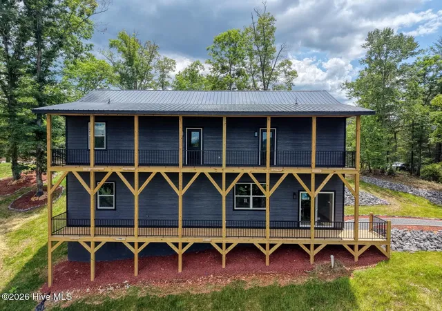 Photo 5 of Single family home for sale at 140 Short Oak Run, Murphy, NC 28906 | MLS# 100580192 | Listing updated on 2026-08-28