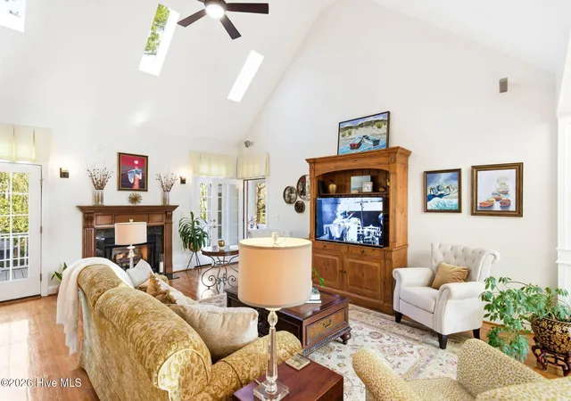 Photo 2 of Single family home for sale at 345 Broad Leaf Ln Se, Bolivia, NC 28422 | MLS# 100564918 | Listing updated on 2026-08-18