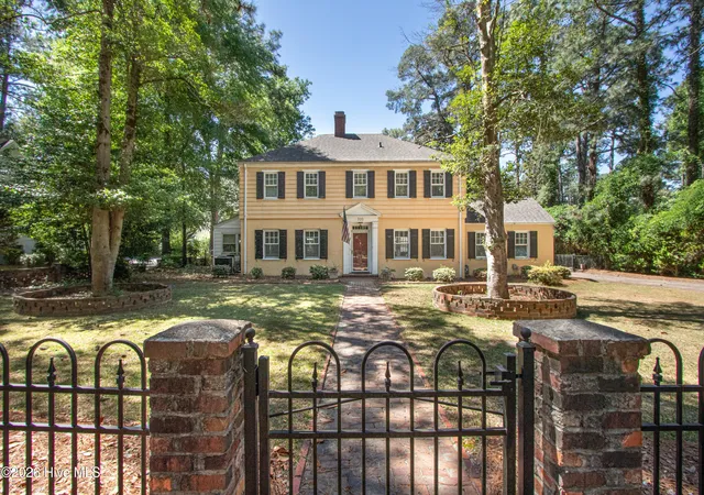 2nd image of 310 E Morganton Rd, Southern Pines, NC 28387 | MLS# 100572658