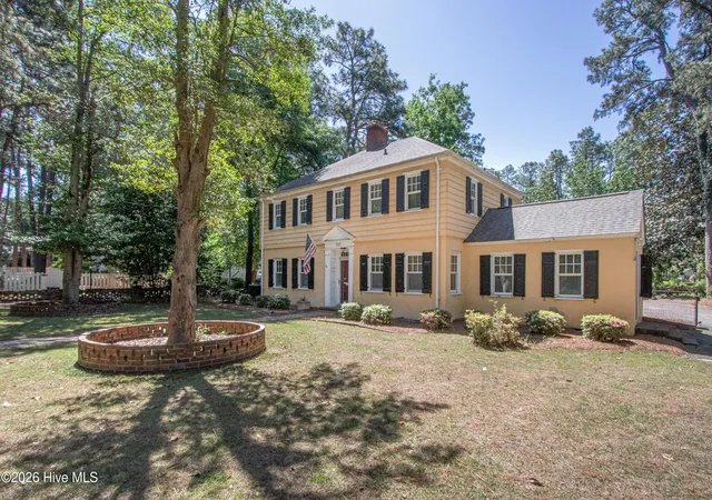 3rd image of 310 E Morganton Rd, Southern Pines, NC 28387 | MLS# 100572658