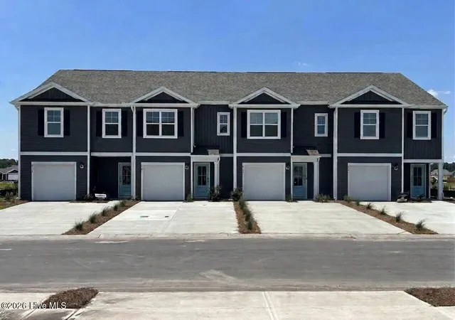 Homes for sale in Castle Hayne, NC | 4326 Majesty Dr #Unit 353, Castle Hayne, NC 28429 | MLS# 100555335