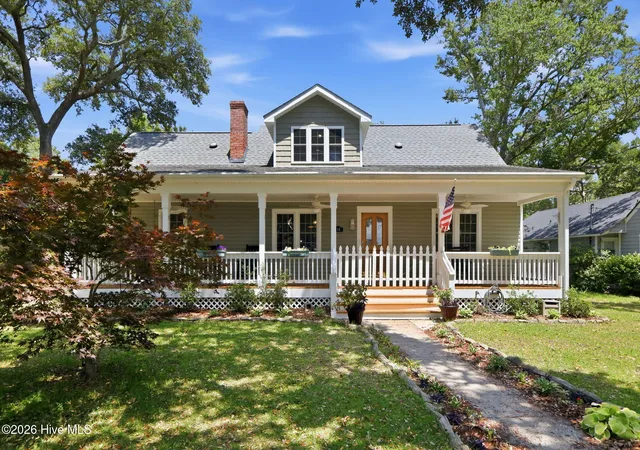 2nd image of 114 Noyes Ave, Morehead City, NC 28557 | MLS# 100581573