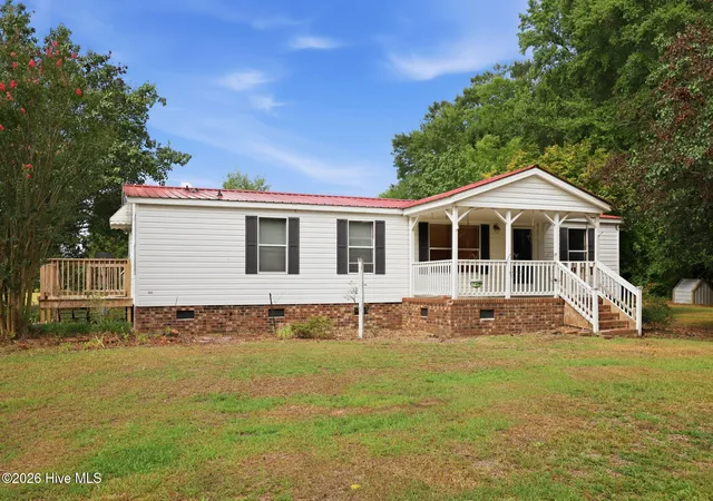Homes for sale in Grifton, NC | 3148 Lewis Haddock Rd, Grifton, NC 28530 | MLS# 100587159